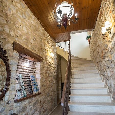 Seafront Stone Suites Vónitsa Eksteriør bilde