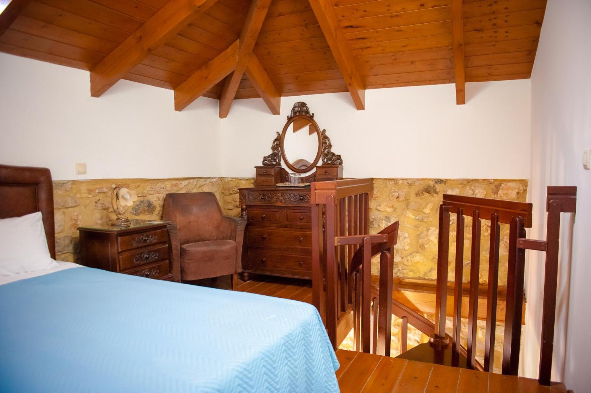Seafront Stone Suites Vónitsa Eksteriør bilde