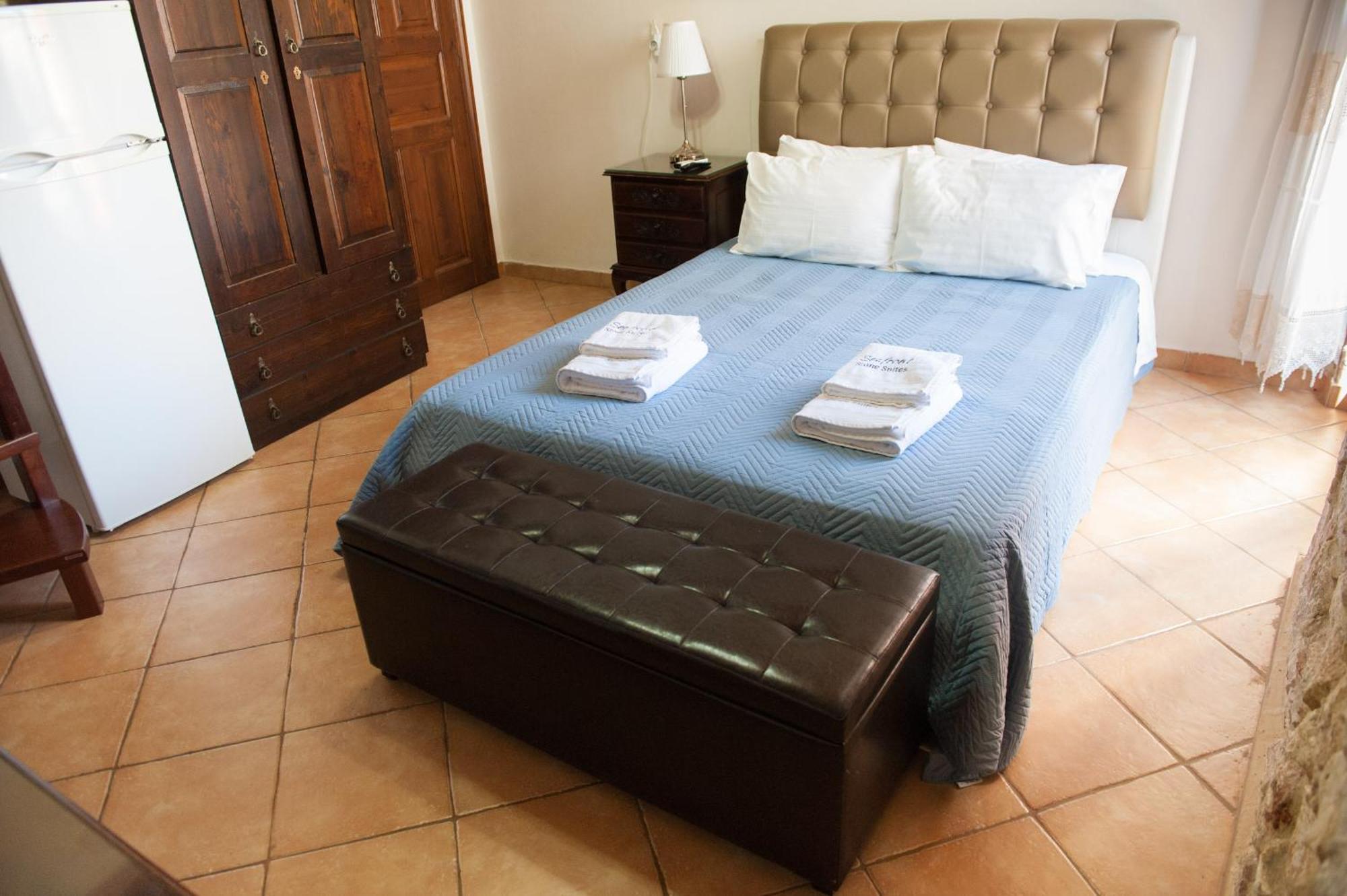 Seafront Stone Suites Vónitsa Eksteriør bilde