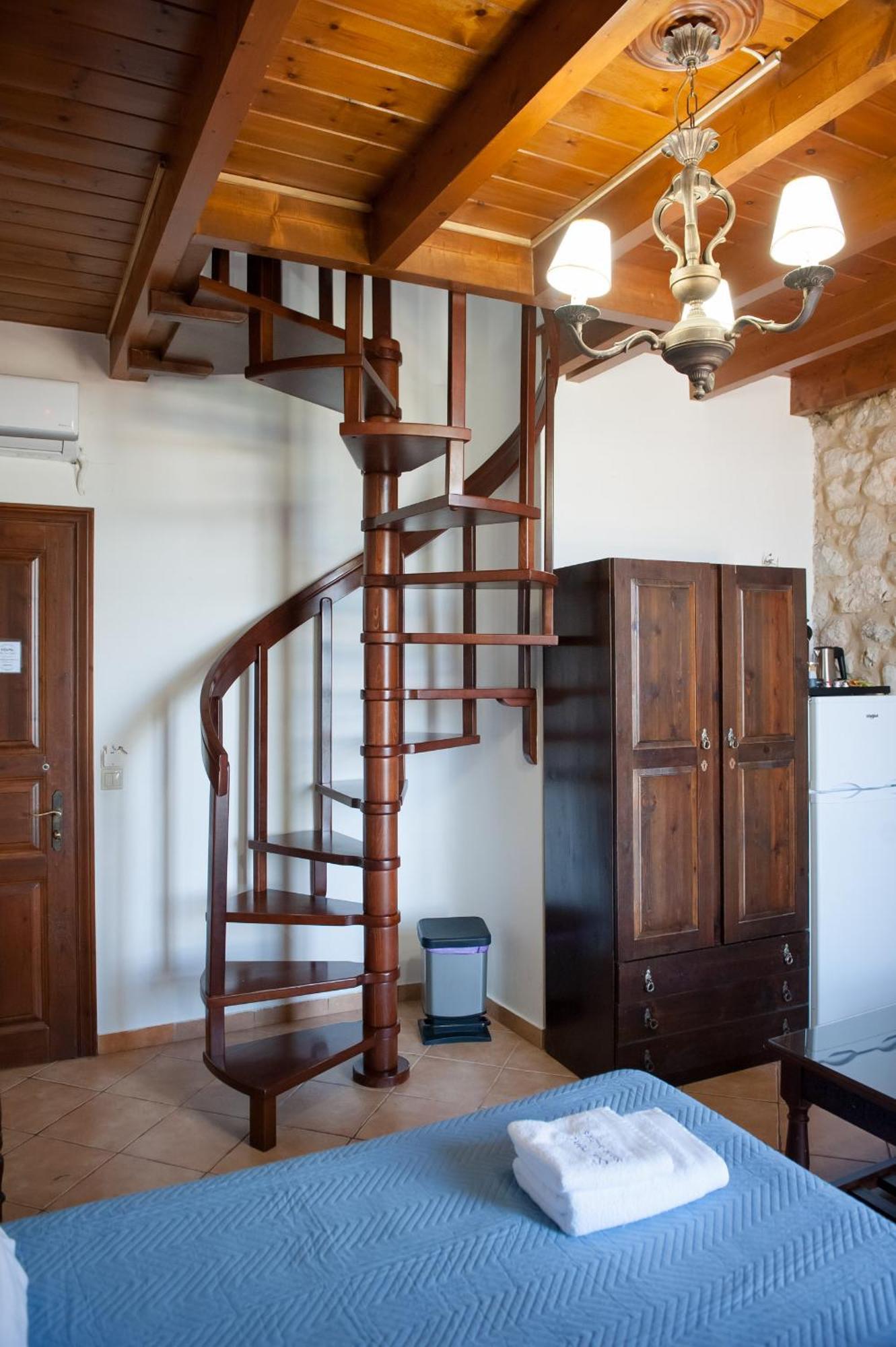 Seafront Stone Suites Vónitsa Eksteriør bilde